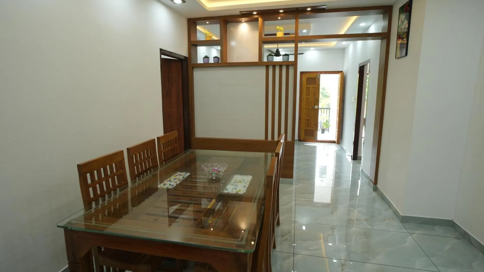 Wayanadanhuts Home Stay Sultan Bathery Apartamento